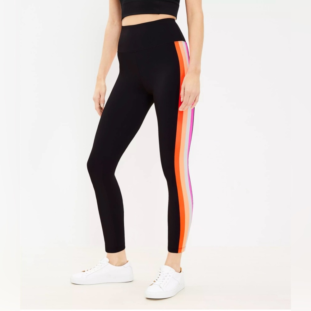 Lou & Grey Side Stripe Leggings Size Medium